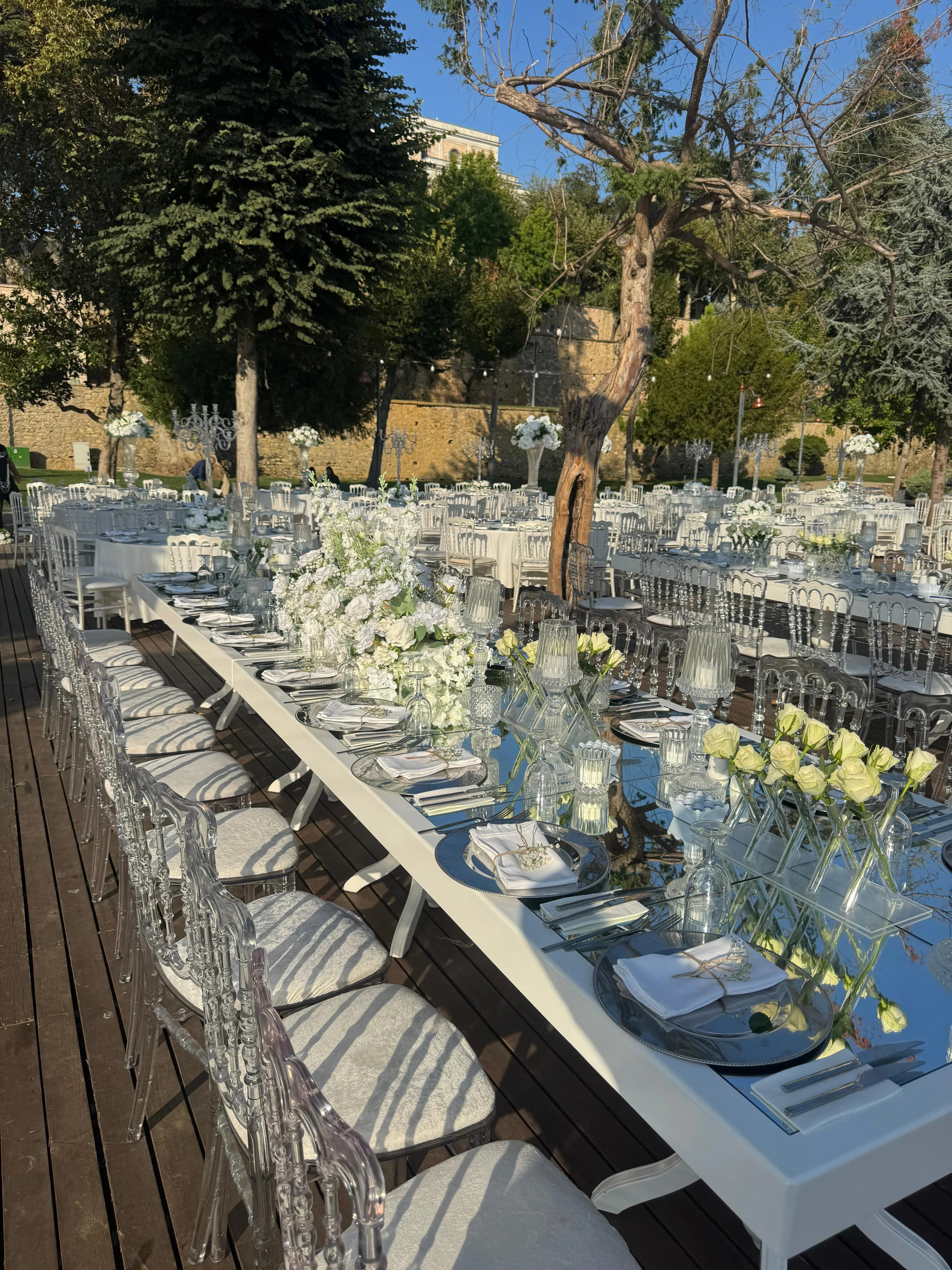 İstanbul’da Yaz Aylarında Kır Düğünü: Planlama Rehberi ve Fiyatlar